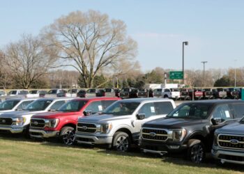 IMF sees stronger global growth as some COVID clouds begin to clear