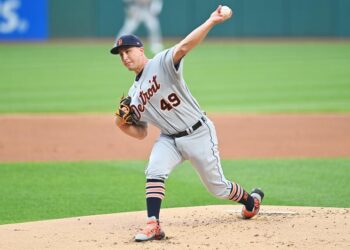 Zach Plesac, Indians shut down visiting Tigers