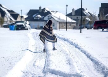Apache gains $147 mln from change in natgas hedging before Texas freeze