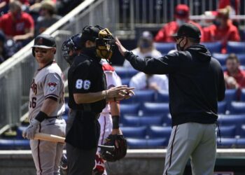 Erick Fedde helps Nationals down Diamondbacks