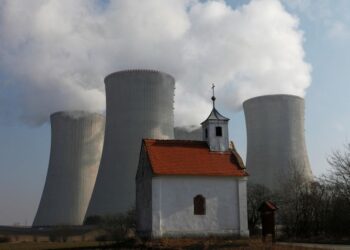 Czech minister says Russia row could influence nuclear station tender