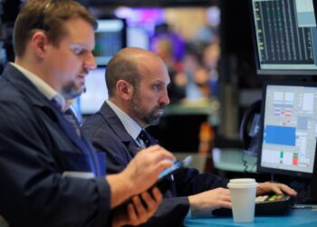 Junk, emerging-market firms eager to borrow as further rates rise in sight