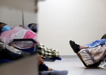 Ecuador announces curfew, curbs as COVID again overwhelms hospitals