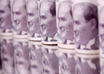 Turkish lira nears record low after cenbank comment, U.S. ‘genocide’ move