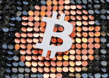 Bitcoin rises 6.54% to $57,098.08