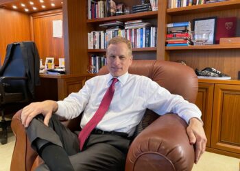 Fed’s Kaplan wants taper talk ‘sooner rather than later’