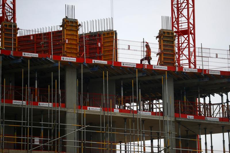 UK construction keeps up rapid growth in April as lockdown lifts
