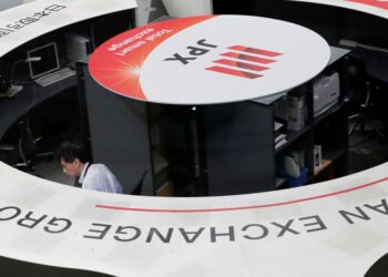 Asian shares spooked by U.S. inflation alarm, yield jump