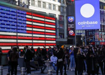 Coinbase beefs up legal team again, adding IP leader from Capital One