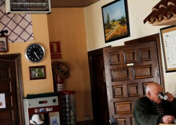 Bienvenidos! Tourists invited to rural Spain to save dying villages