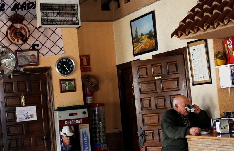 Bienvenidos! Tourists invited to rural Spain to save dying villages