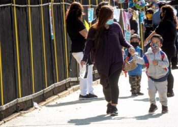 White House says child tax credit should boost economy, offset unemployment phaseout