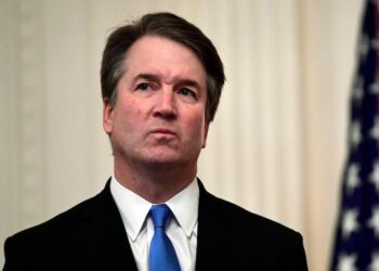 Democrats outraged after the FBI said it got more than 4,500 tips about Brett Kavanaugh