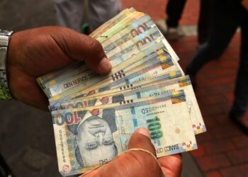 Peru currency hits record low, bonds fall on finance ministry vacuum