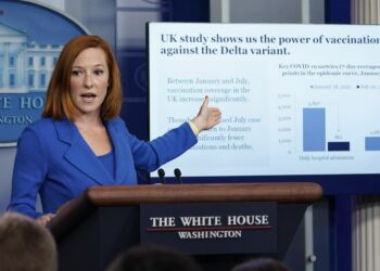 White House turns up the heat on DeSantis and Abbott over masks
