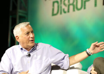 Walter Isaacson is working on a biography of Elon Musk