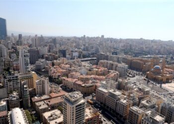 Nobody running Lebanon, says central bank boss
