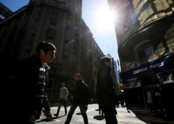 Argentina 2021 economic growth forecast raised to 7.2%