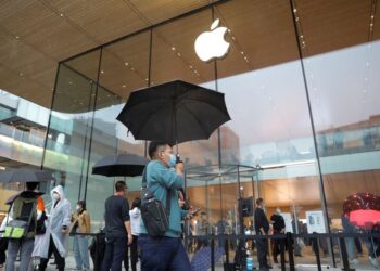 Many Apple, Tesla suppliers halt production in China amid power pinch