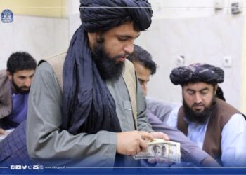 Exclusive-Afghan central bank drained dollar stockpile before Kabul fell