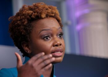 White House will keep working on prescription drug pricing after it falls out of spending bill