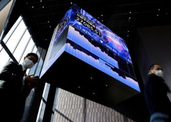 World equities wobble as bond yields rise after positive U.S. jobs data, earnings