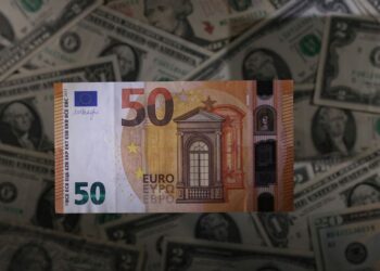 Better risk sentiment help antipodeans, but traders wait for U.S. inflation data