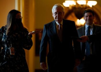 Top U.S. Senate Republican signals support for Biden on Ukraine