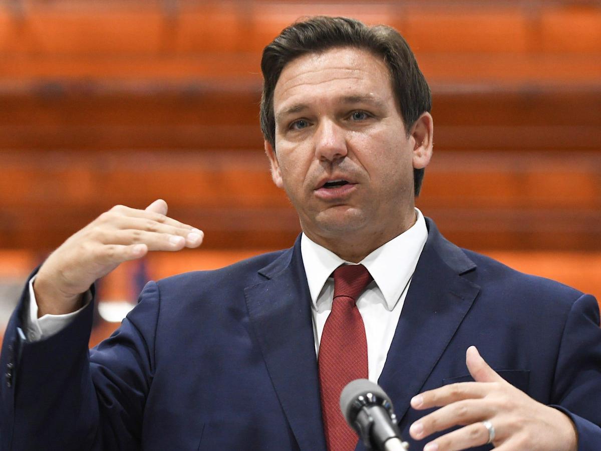 Ron DeSantis likens Putin to an ‘authoritarian gas station attendant’ and says France would ‘probably not’ put up a fight if Russia were to invade