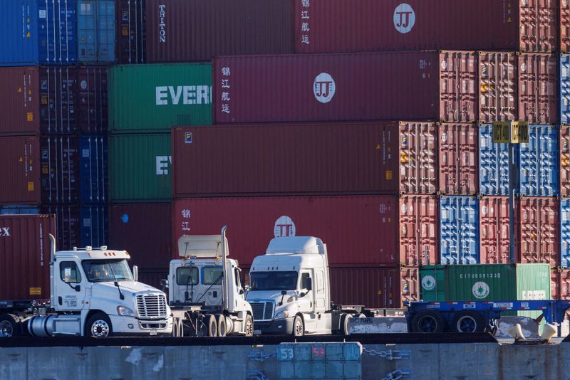 Global recession risks rise after Russia invades Ukraine: Kemp