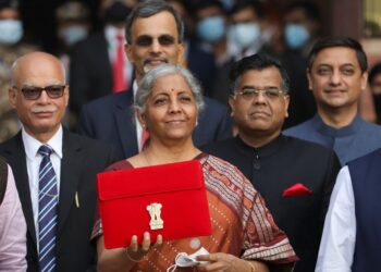 India wants to be friends with West but needs Russian help to defend borders, says Finance Minister -Bloomberg