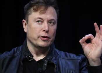 Elon Musk Slams ‘Shameless Puppets’ At SEC As New Texts Reveal Feud Around ‘Funding Secured’ Tweet Saga