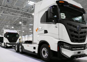 Nikola’s Electric Big Rig Beats Delayed Tesla Semi To Market