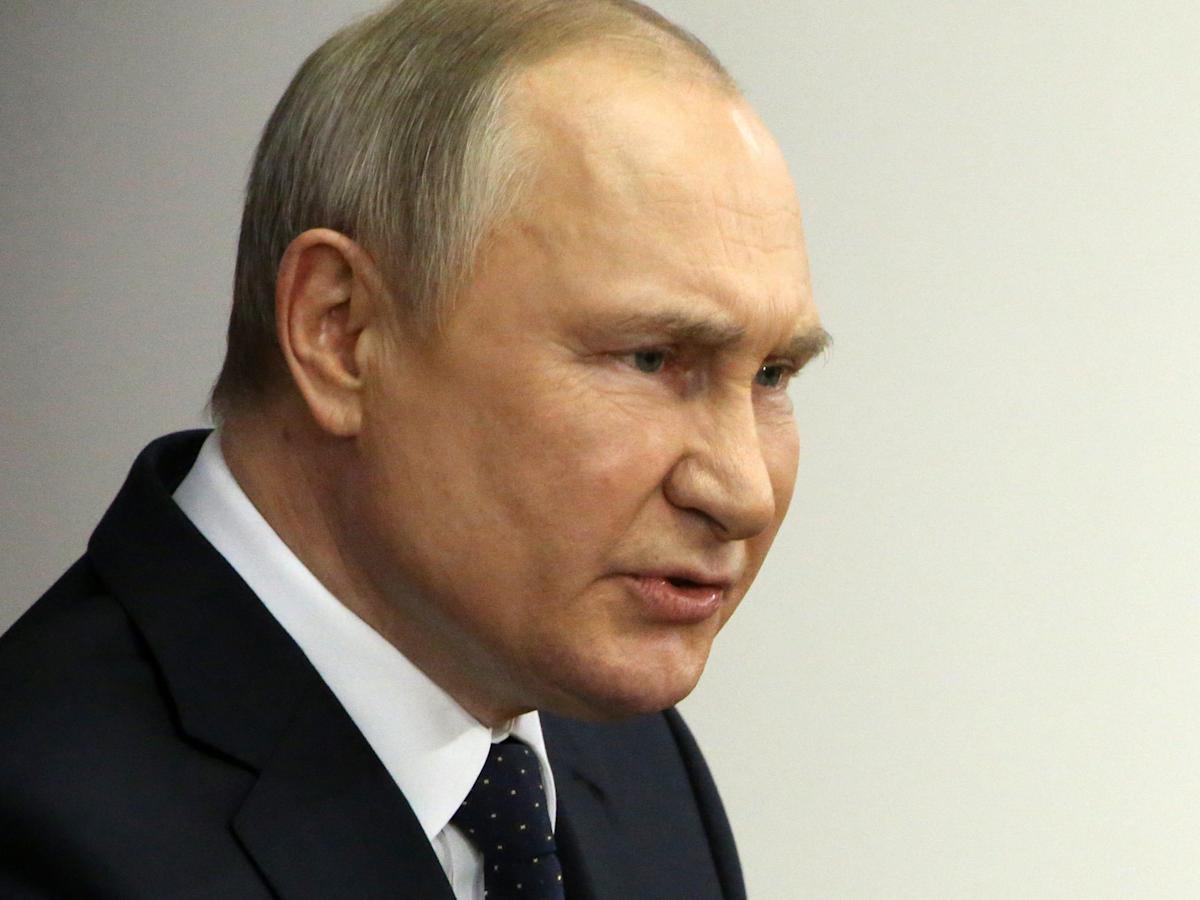 Putin is ‘doubling down’ with new offensive by Russia’s flagging army because he can’t afford to lose, CIA director says