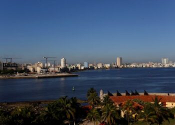 Cuba sees hints of recovery, announces “audacious” measures to tame inflation