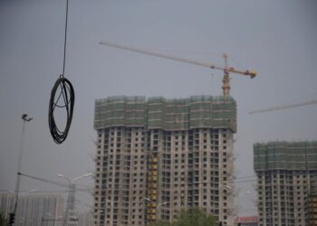 China further eases mortgage loan rate guidance to spur demand