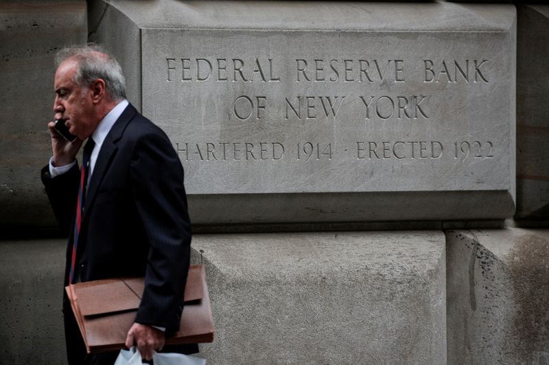 NY Fed sees balance sheet falling $2.5 trln by mid-2025, when run-off stops