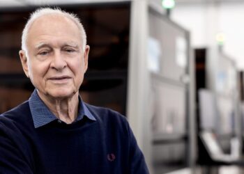 How To Become A Billionaire At 87