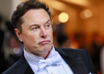 Australian Billionaire Scott Farquhar Faces Off With Elon Musk Over Tesla’s Work From Office Threat