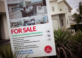 Australian consumers in a dark mood as inflation, rates bite