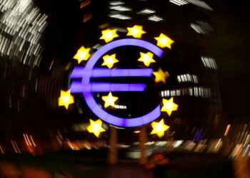 Euro zone bond yields fall as big rate hike bets fall sharply