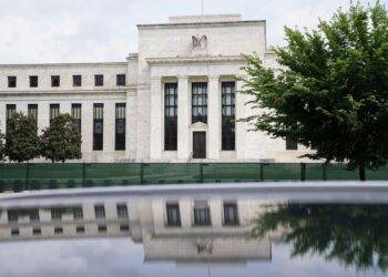 Fed officials reluctant to call inflation peak as policy meeting looms