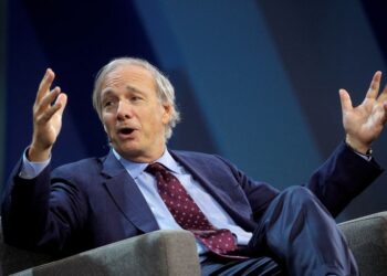 Bridgewater’s Ray Dalio expects stocks to fall 20% if rates rise to 4.5%