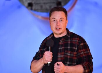Musk’s Starlink May Bring Iran Internet Service During Government Crackdown