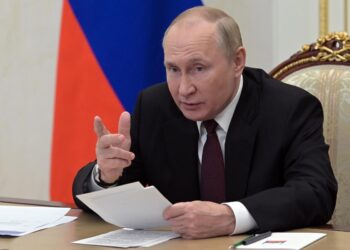 Putin claims West seeks global domination by using Ukraine