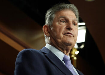 Manchin-Biden coal clash highlights Democratic divisions at a perilous moment