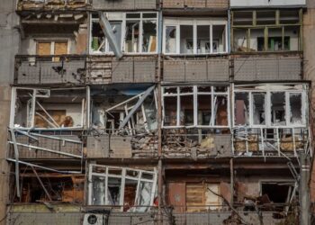 Ukraine minister: GDP contraction of 39% expected in 2022 vs earlier forecast of 35%