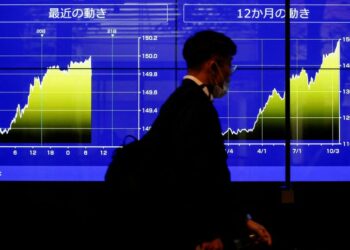 Global stocks gain on hopes recession warning forces Fed’s hand