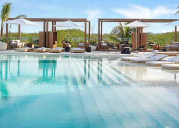 ResortPass, backed by Jessica Alba and Gwyneth Paltrow, lands $26M so you can take a daycation