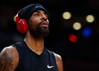 Nike Permanently Dumps Kyrie Irving After Antisemitic Tweet, Report Says